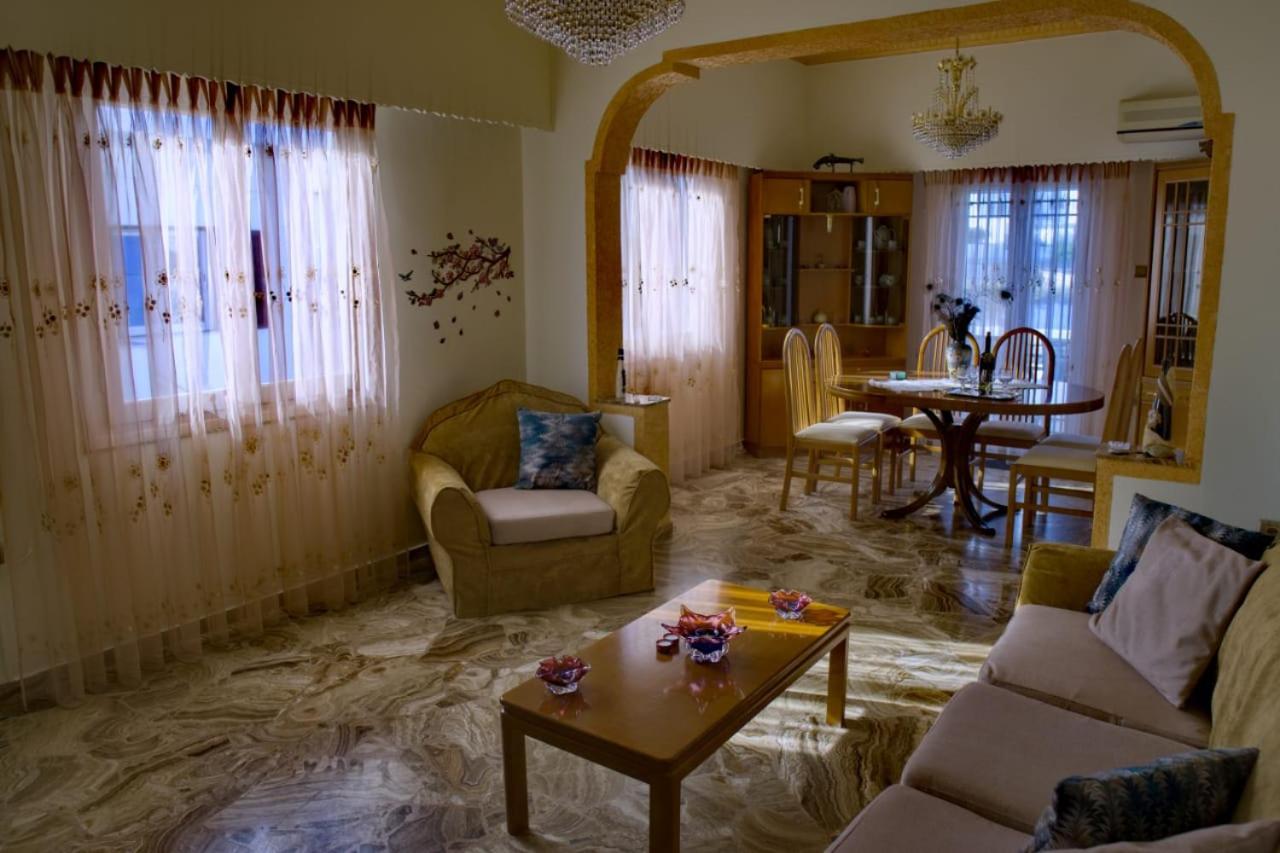 Вилла Afroditi'S House Triovasalos Экстерьер фото